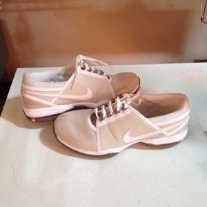 Nike Lite Golf Shoes