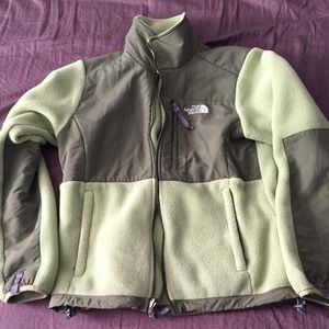 ✂️REDUCED!!✂️Denali North Face Jacket