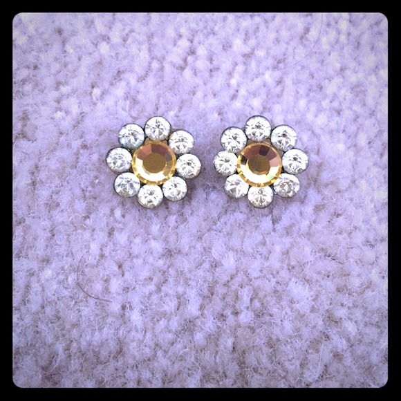 🌼Tartina Tarantino real crystal flower earrings!