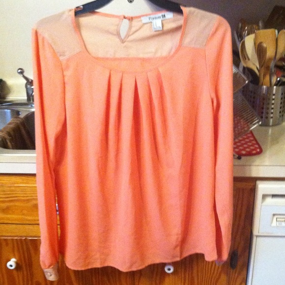 Forever 21 dress shirt size M