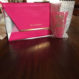 Juicy Couture bag with Viva La Juicy shower gel