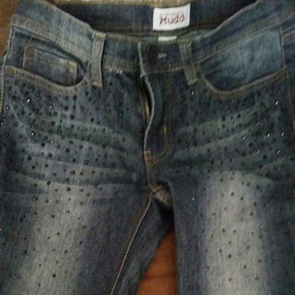Mudd size 7 skinny jeans.
