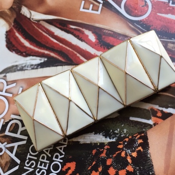 Forever 21 Beige Geometric Stretchy Bracelet - Picture 2 of 2