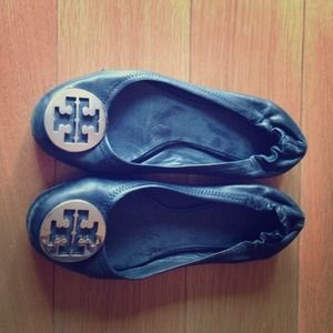 Black tory burch flats
