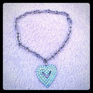 💙💚Tarina Tarantino Crystal heart necklace 💚💙