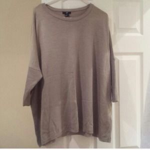 Re-Posh!! H&M tan Oversized sweater,New Condition