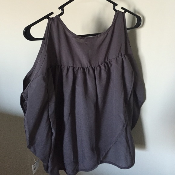 NWT Beaded Open-Shoulder Top - Picture 3 of 4