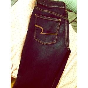 Brand new never worn super stretch AE jeggings