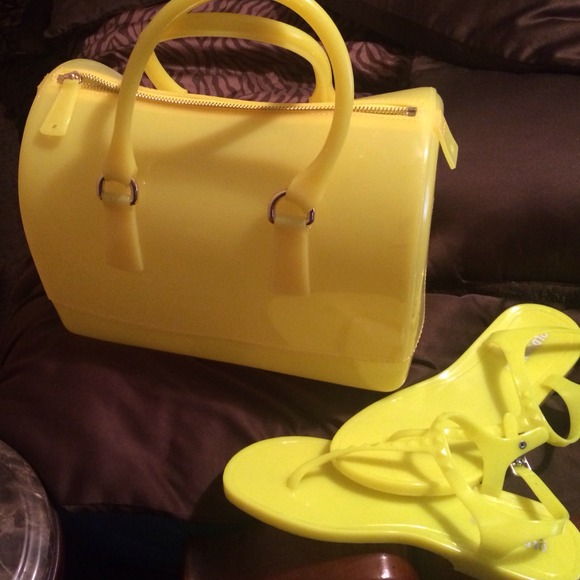 Fuels handbag neon and shoes sz 7