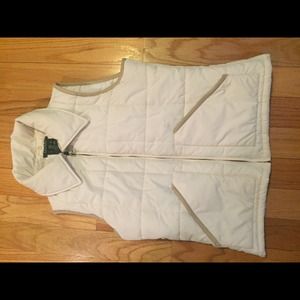 Ralph Lauren white vest with attachable fur collar