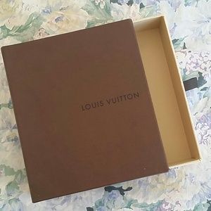 Louis vuitton gift box