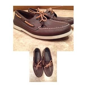 Sperry Topsider Mens 9 boat shoes 9M