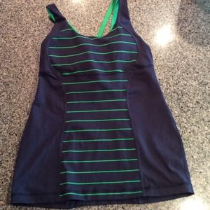 Lululemon size 8 navy and green tank