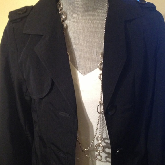 Black jacket - Picture 2 of 3