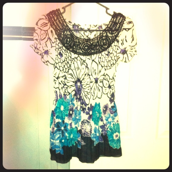 Short Sleeve Flowy Shirt