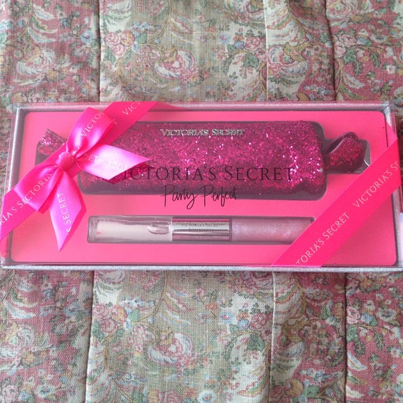 Victoria Secret Bombshell Perfume and Lipgloss Duo