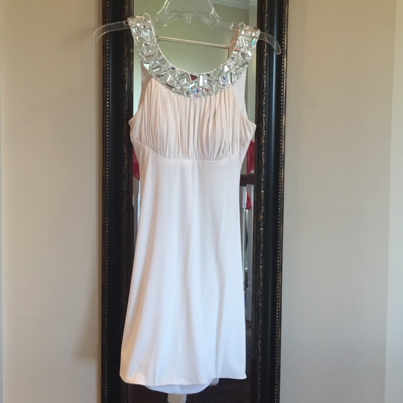 Sherri Hill White Prom Dress size 4 - Picture 2 of 4