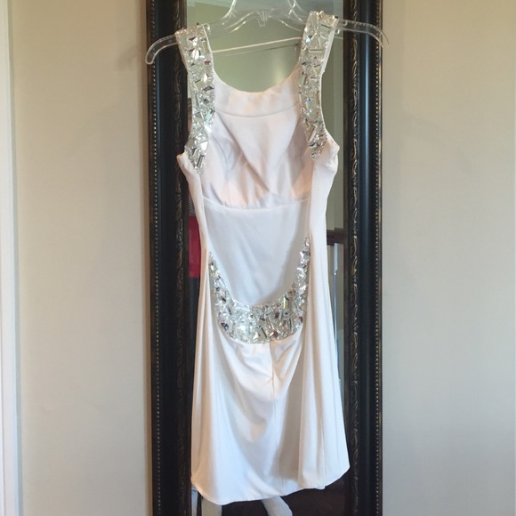 Sherri Hill White Prom Dress size 4 - Picture 3 of 4