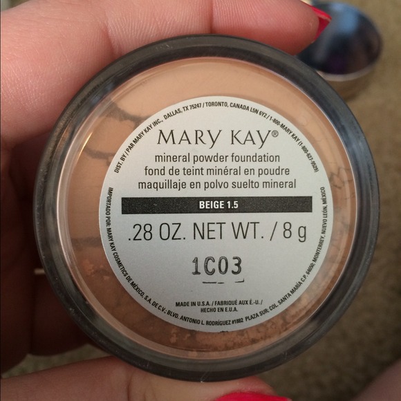 Mary Kay mineral powder beige 1.5