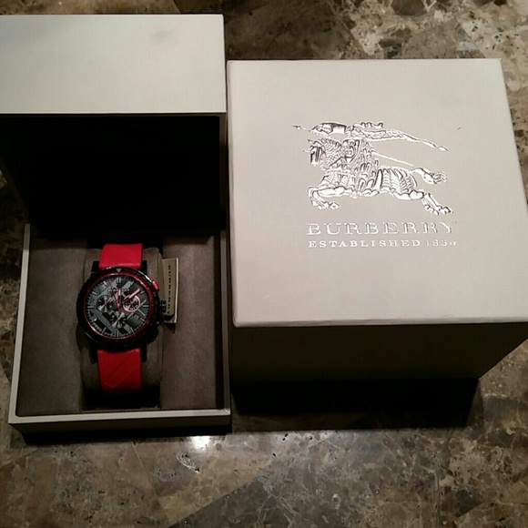 SOLD Burberry watch 100% authentic - Picture 1 of 4