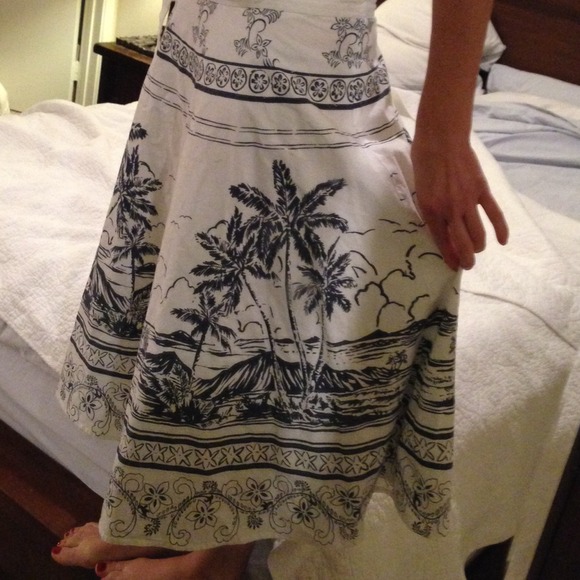 Surfer skirt - Picture 2 of 2