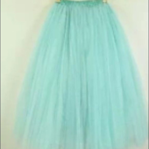 SOLD IN BUNDLE New Mint Tulle Skirt
