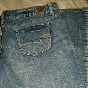 AE jeans 18 short