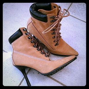 High heel boots