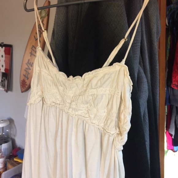 Beachy Billabong dress - Picture 2 of 4