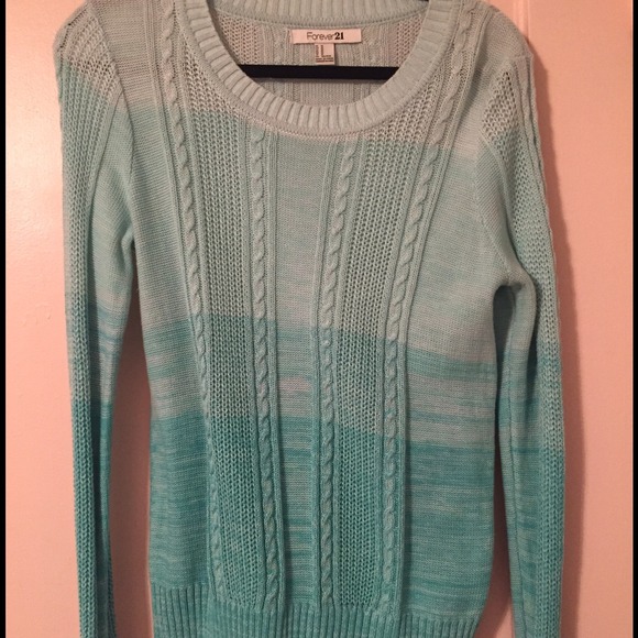 Brand new forever 21 ombré blue aqua /mint sweater