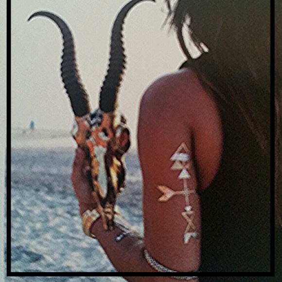 🌴💕HOST PICK💕🌴Tan Foot Sandals - Picture 2 of 2