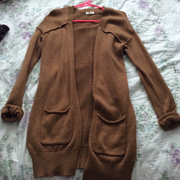 Tan cardigan from URBAN OUTFITTERS