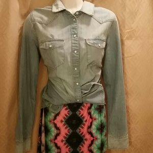 Women's denim long sleeve shirt