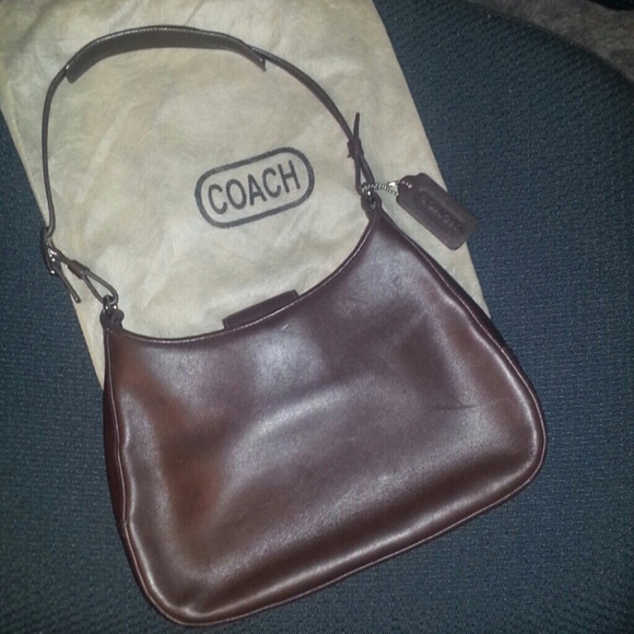 Coach Handbags - SOLD LOCALLY 💛Vintage Style Coach💛