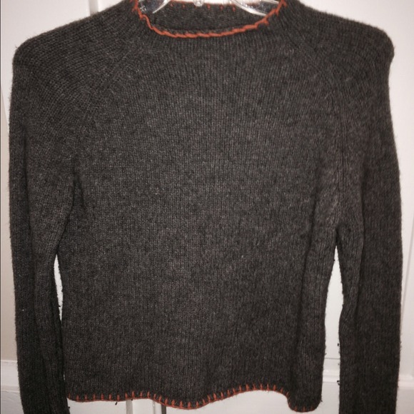 Gap size large gray with orange trim sweater