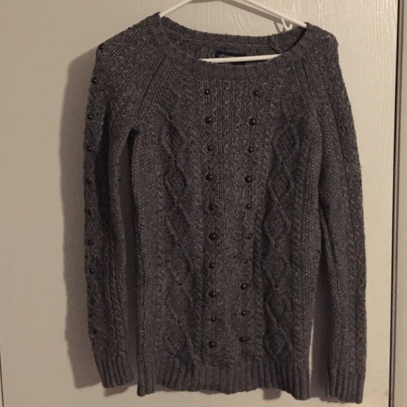 Grey American Eagle sweater