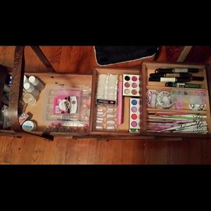 Nail equipment