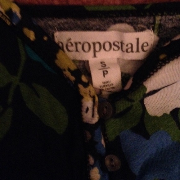 Aeropostale summer top - Picture 2 of 2