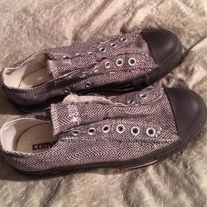 Brown Tweed Converse Chucks!