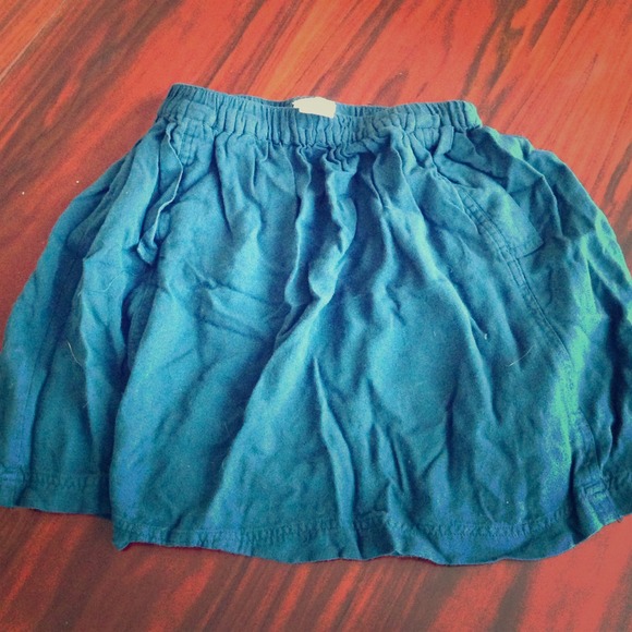 cute navy blue skirt with pockets