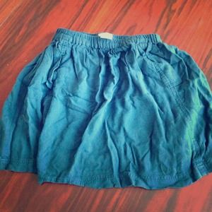 cute navy blue skirt with pockets