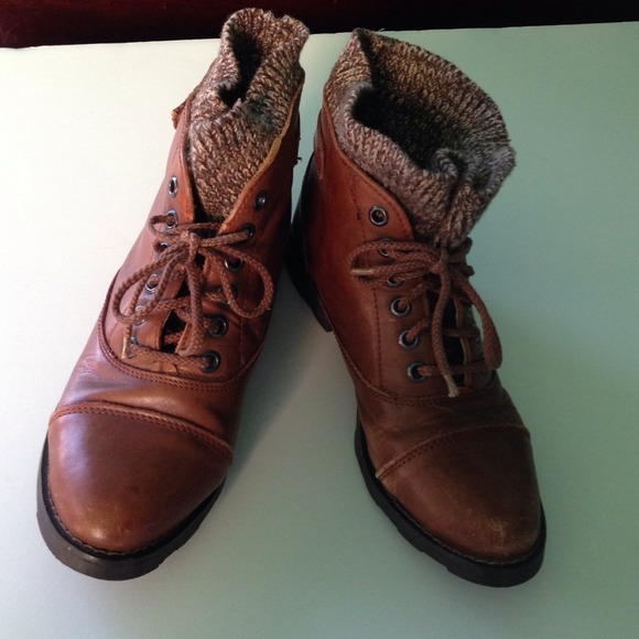Genuine Leather Boots - Size 5.5 - Picture 2 of 4