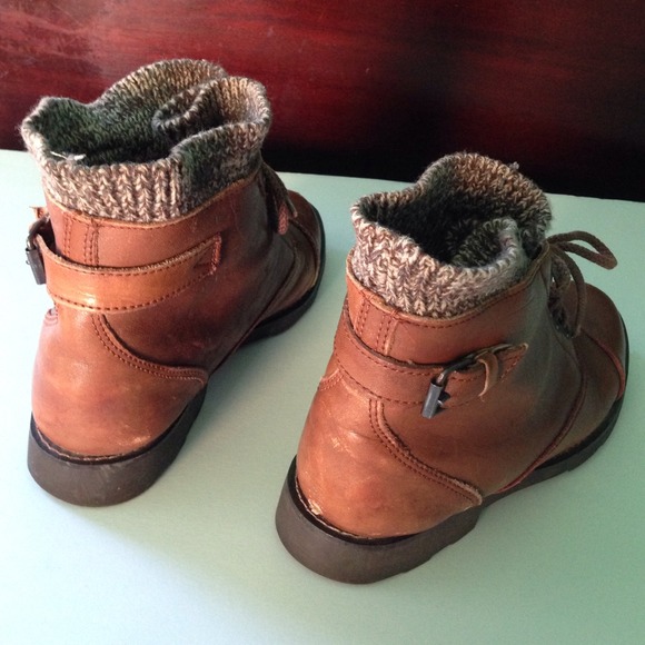 Genuine Leather Boots - Size 5.5 - Picture 3 of 4