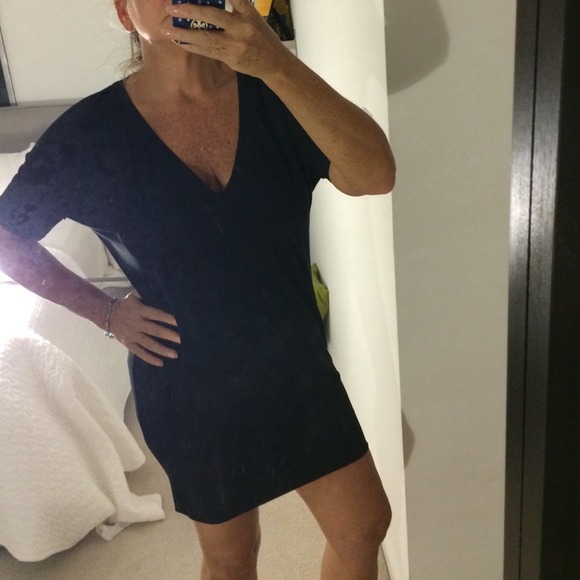 Banana Republic Dresses & Skirts - BANANA REPUBLIC Little short dress or a long top