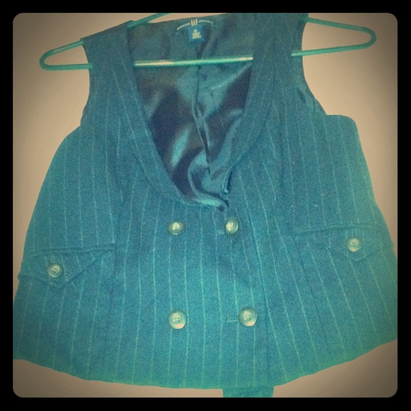 Black Gap Vest
