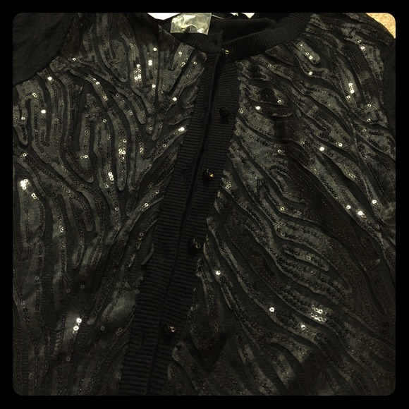 NEW YORK & COMPANY CARDIGAN