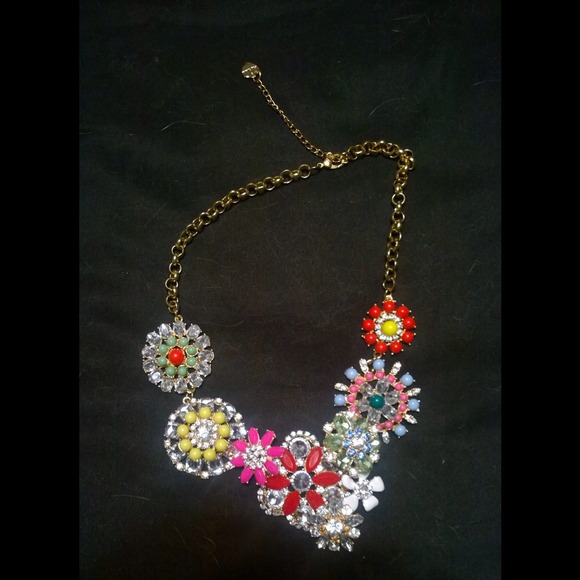 Betsey Johnson Necklace (nwot)