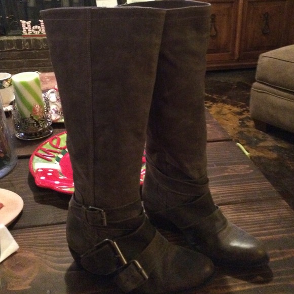 Great pair of Gianni Bini boots