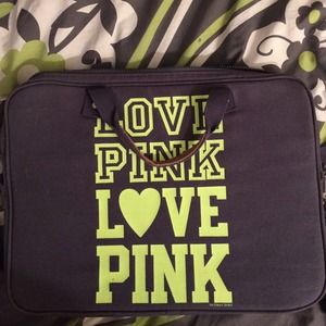 Pink laptop bag💼 Fits laptops 15"-17"