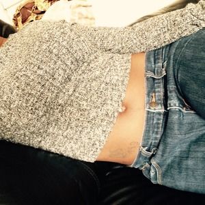 Abercrombie & Fitch crop top sweater